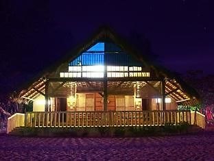 Crystal Beach Resort San Narciso ภายนอก รูปภาพ